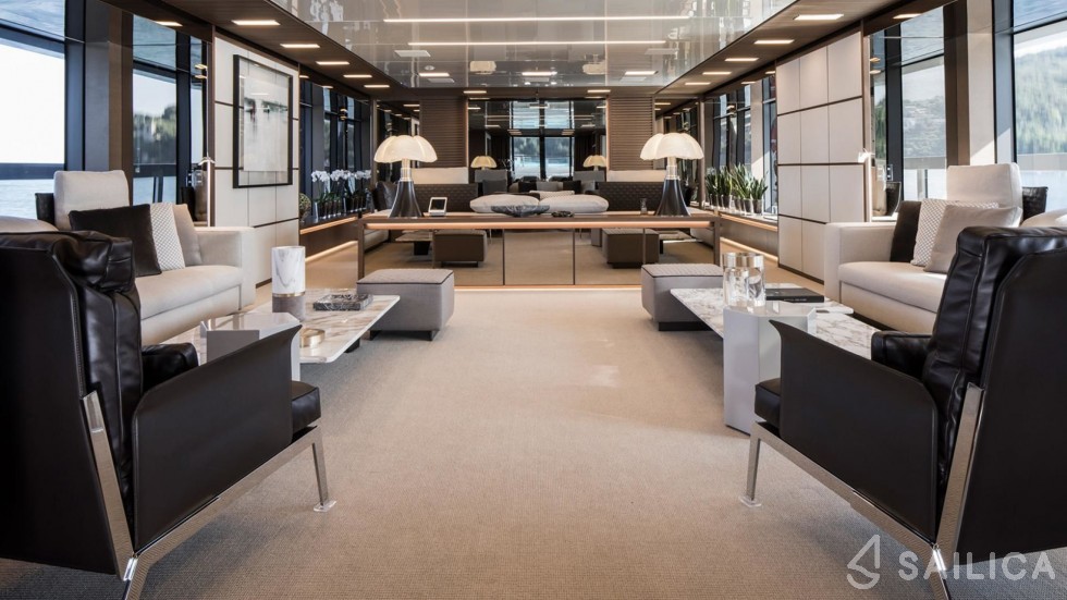 Sanlorenzo 52 Steel - Yacht Charter Sailica