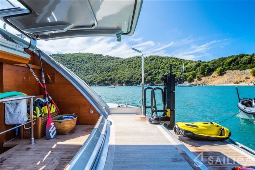 Isa 143 - Yacht Charter Sailica