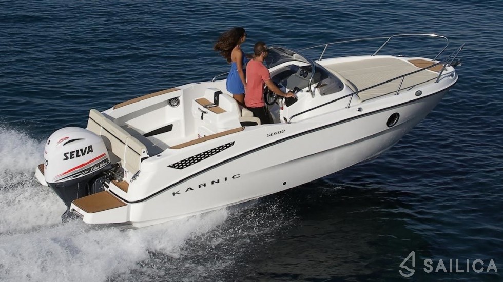 Karnic SL602 - Yacht Charter Sailica