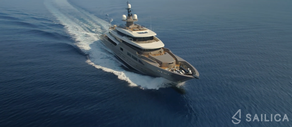 Tankoa S701 - Yacht Charter Sailica