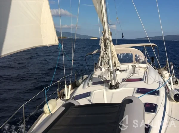Bavaria 50 Cruiser - Yacht Charter Sailica