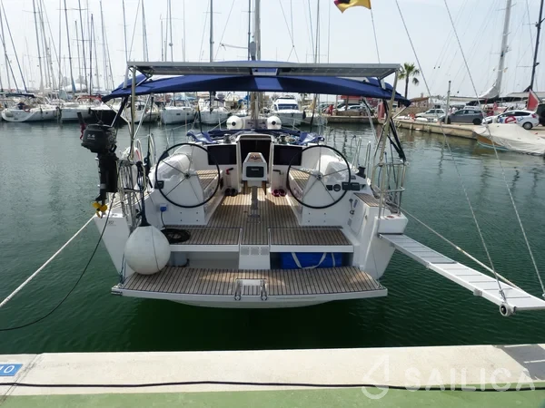 Dufour 382 GL - Yacht Charter Sailica