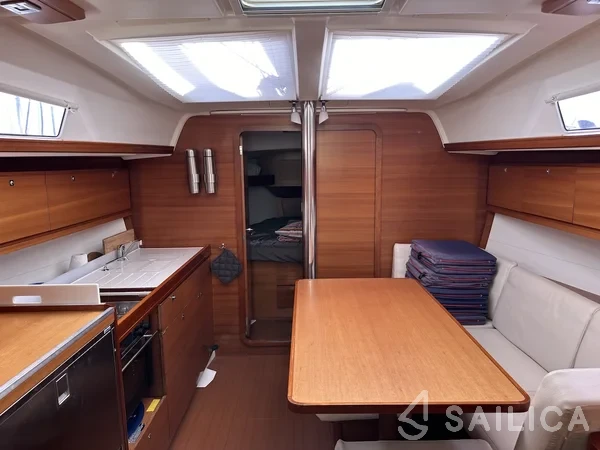 Dufour 382 GL - Yacht Charter Sailica