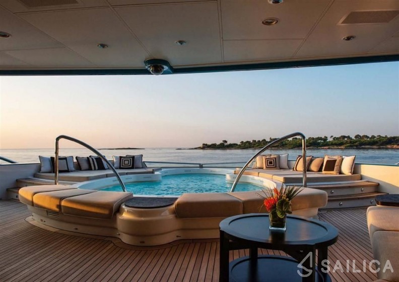 Oceanco 280 - Yacht Charter Sailica