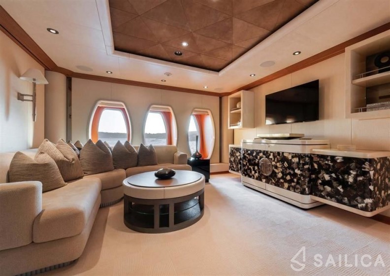 Oceanco 280 - Yacht Charter Sailica