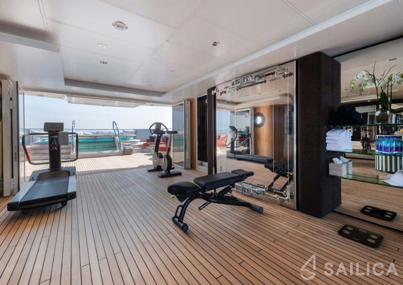 Oceanco 280 - Yacht Charter Sailica