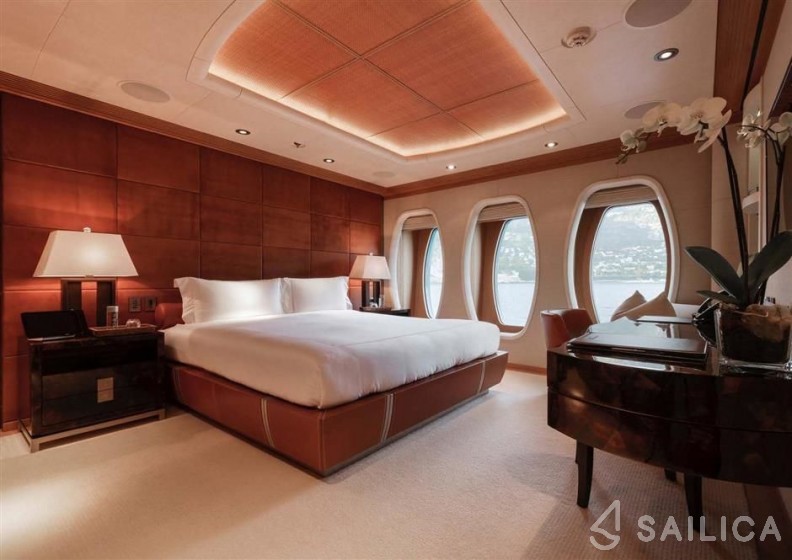 Oceanco 280 - Yacht Charter Sailica