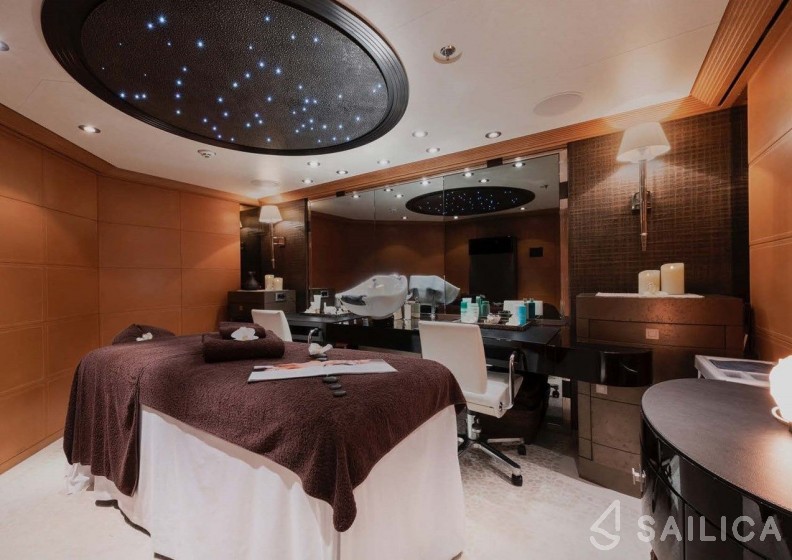 Oceanco 280 - Yacht Charter Sailica