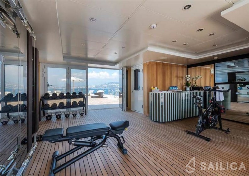 Oceanco 280 - Yacht Charter Sailica