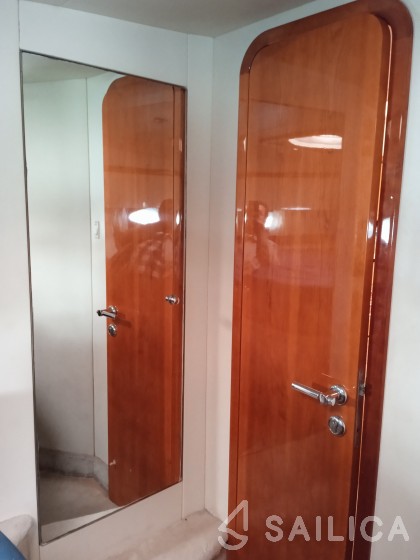 Sunseeker 51 - Yacht Charter Sailica