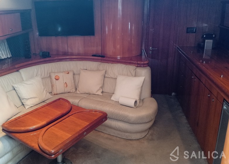 Sunseeker 51 - Yacht Charter Sailica