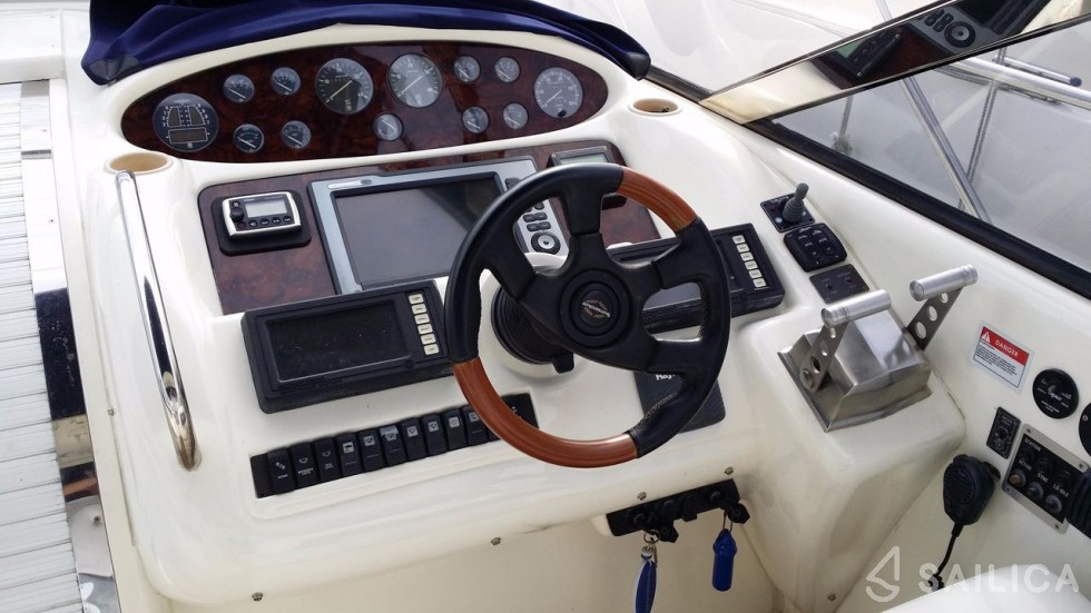 Sunseeker 51 - Yacht Charter Sailica