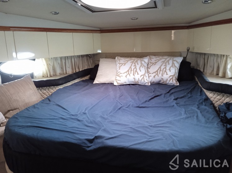 Sunseeker 51 - Yacht Charter Sailica