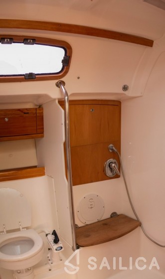 Bavaria 46 Cruiser - Yacht Charter Sailica