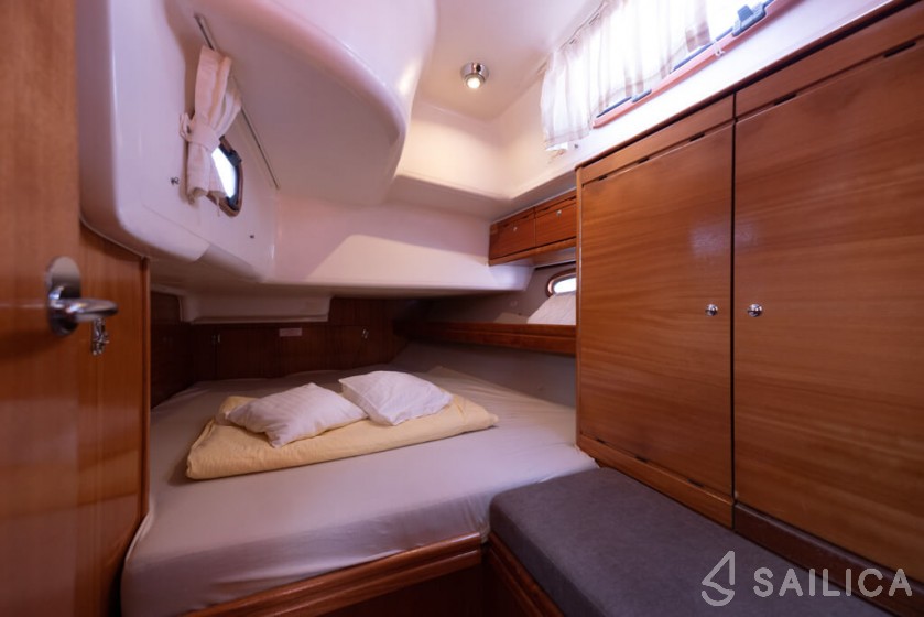 Bavaria 46 Cruiser - Yacht Charter Sailica