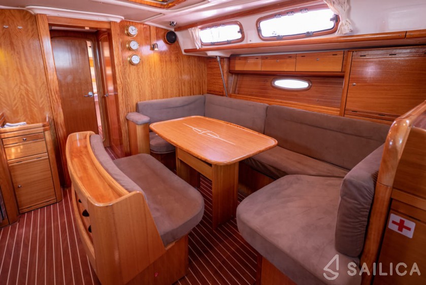 Bavaria 46 Cruiser - Yacht Charter Sailica