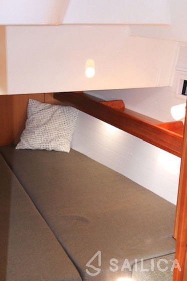 Rodman Fly 870 - Yacht Charter Sailica