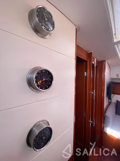 Oceanis 50 Family - Yacht Charter Sailica