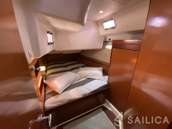 Oceanis 50 Family - Yacht Charter Sailica