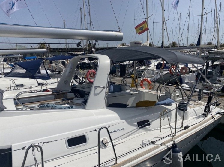 Oceanis 50 - Yacht Charter Sailica