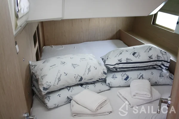 Oceanis 46.1 - Yacht Charter Sailica