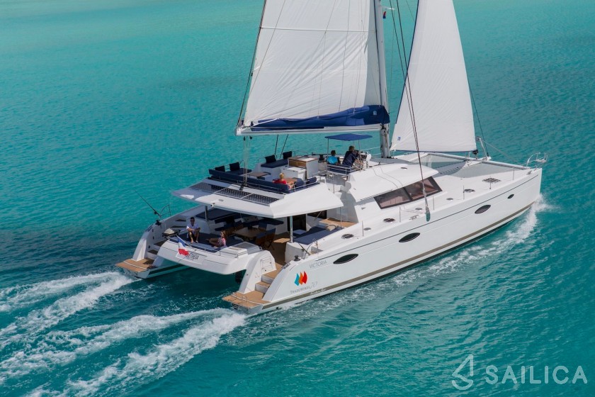 Victoria 67 - Yacht Charter Sailica