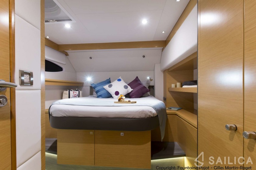 Victoria 67 - Yacht Charter Sailica