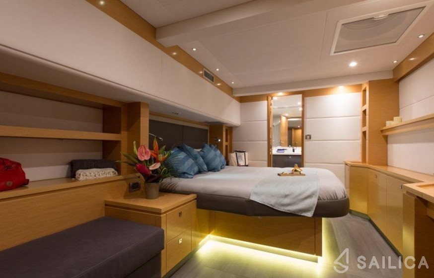 Victoria 67 - Yacht Charter Sailica