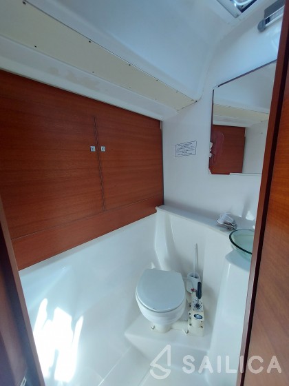 Dufour 460 GL - Yacht Charter Sailica