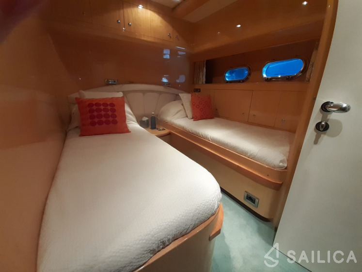 Horizon Elegance 78 - Yacht Charter Sailica