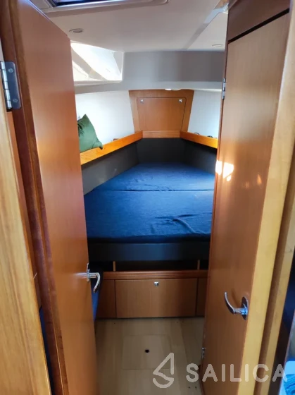 Bavaria 41 Cruiser - Yacht Charter Sailica