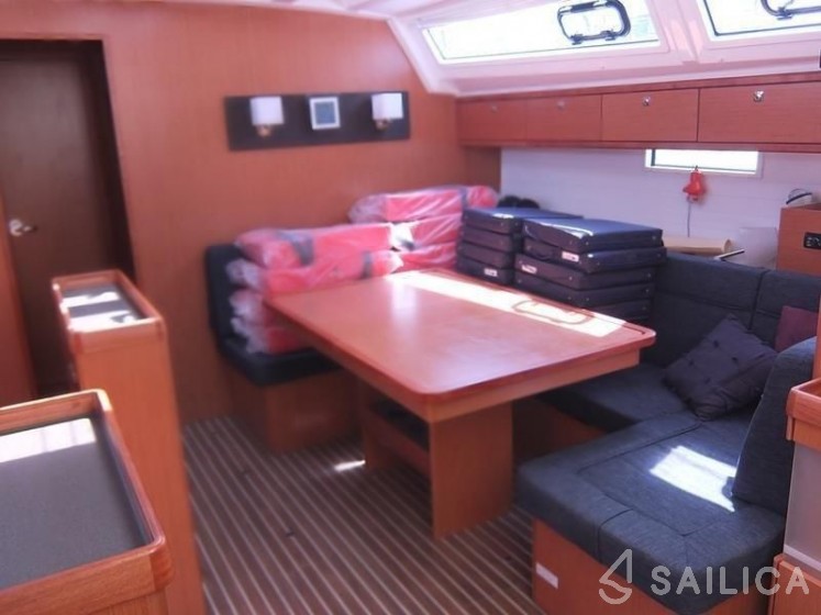 Bavaria 46 Cruiser - Yacht Charter Sailica