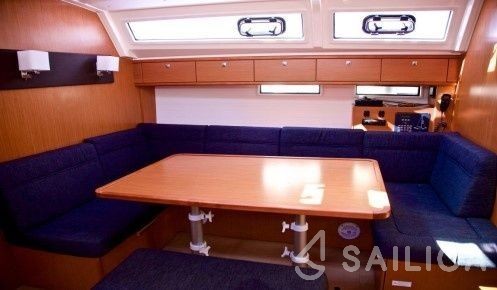 Bavaria 46 Cruiser - Yacht Charter Sailica