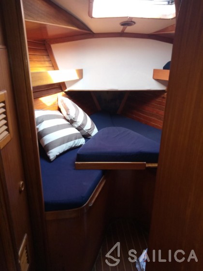 Puma 37 - Yacht Charter Sailica