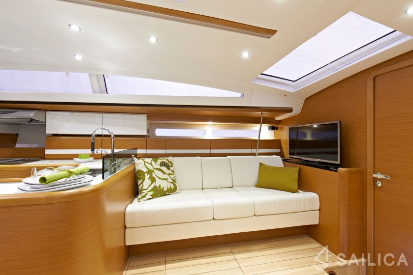 Jeanneau 57 - Yacht Charter Sailica