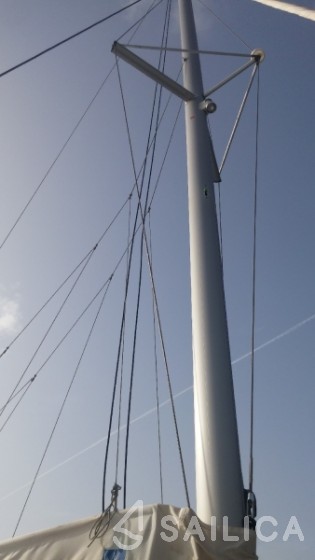 Lagoon 380 S2 - Yacht Charter Sailica