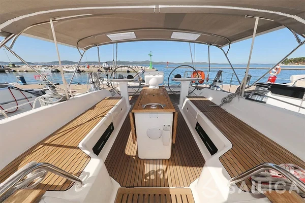 Bavaria 55 Cruiser - Yacht Charter Sailica