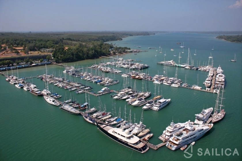 Azimut 55 - Yacht Charter Sailica