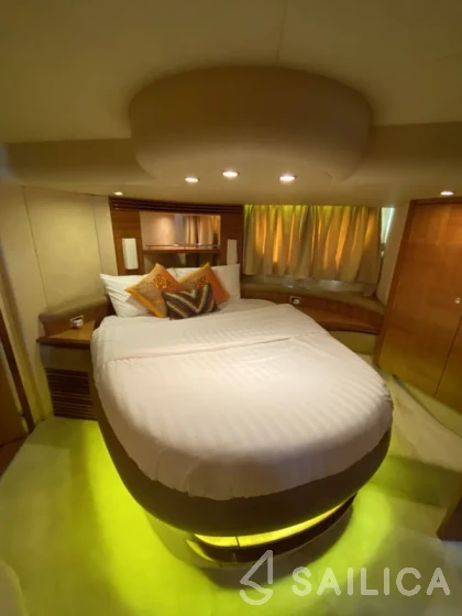 Azimut 55 - Yacht Charter Sailica