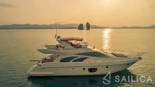 Azimut 55 - Yacht Charter Sailica