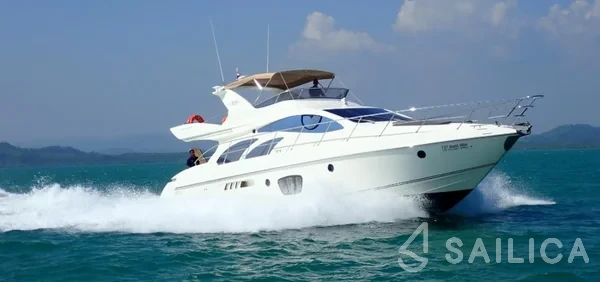 Azimut 55 - Yacht Charter Sailica