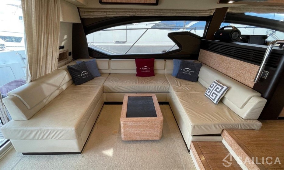 Azimut 64 - Yacht Charter Sailica