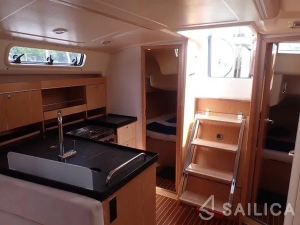 Hanse 385 - Yacht Charter Sailica
