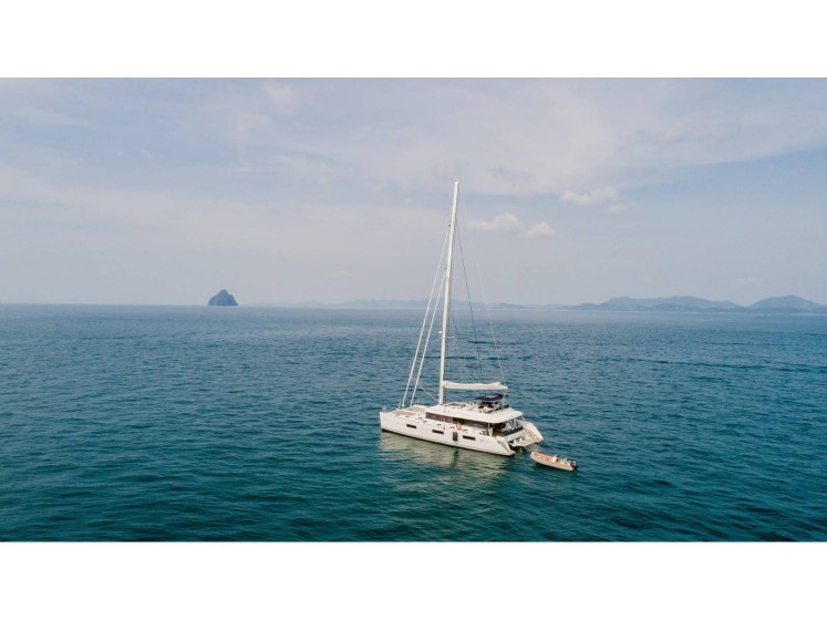 Lagoon 620 - Yacht Charter Sailica