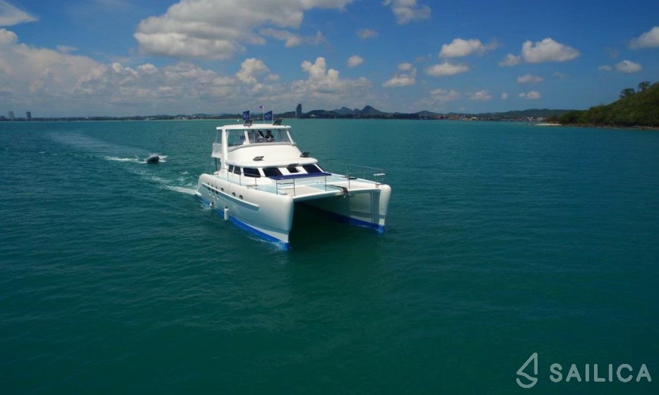 Powerplay 52 - Yacht Charter Sailica