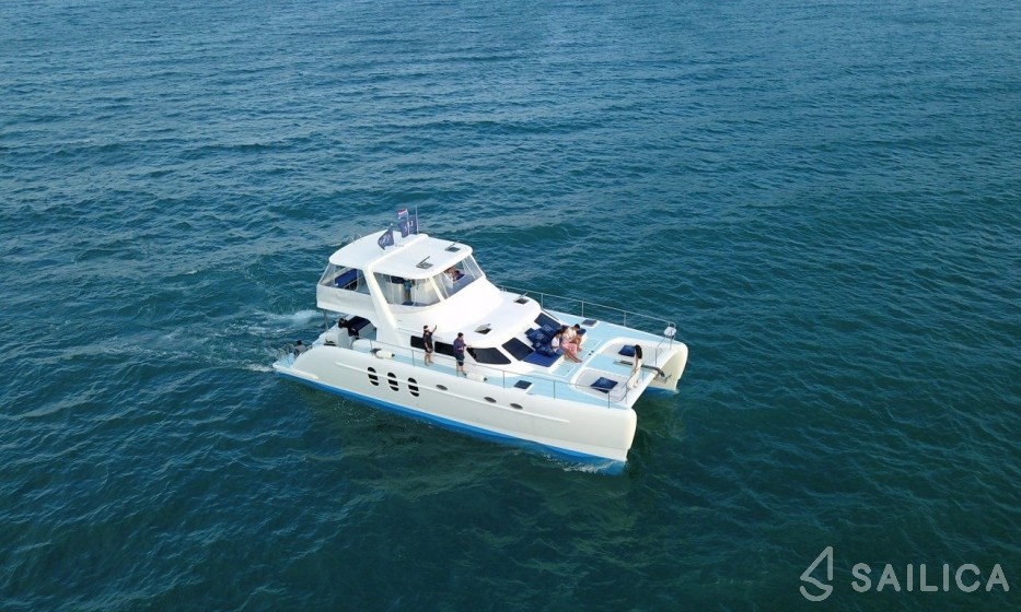 Powerplay 52 - Yacht Charter Sailica