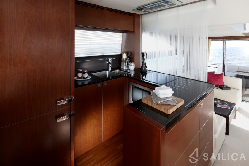 Princess 60 Fly - Yacht Charter Sailica