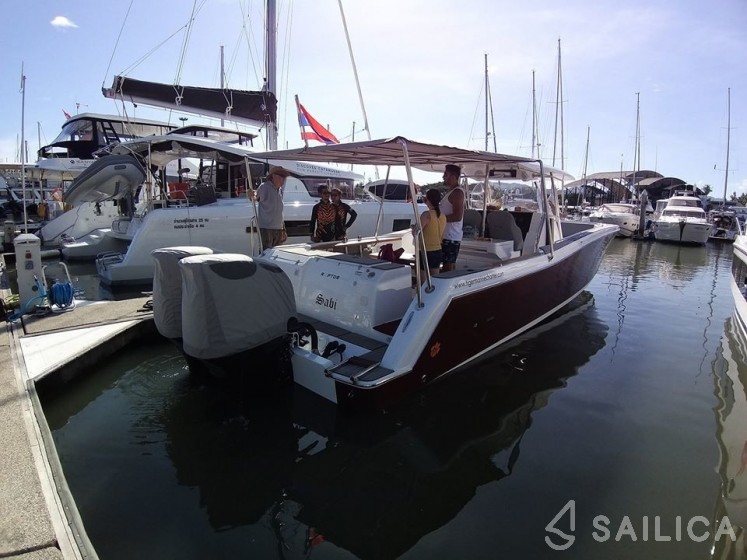 Raptor 375 - Yacht Charter Sailica