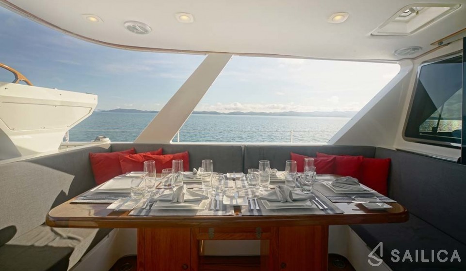 SY Silverlining - Yacht Charter Sailica