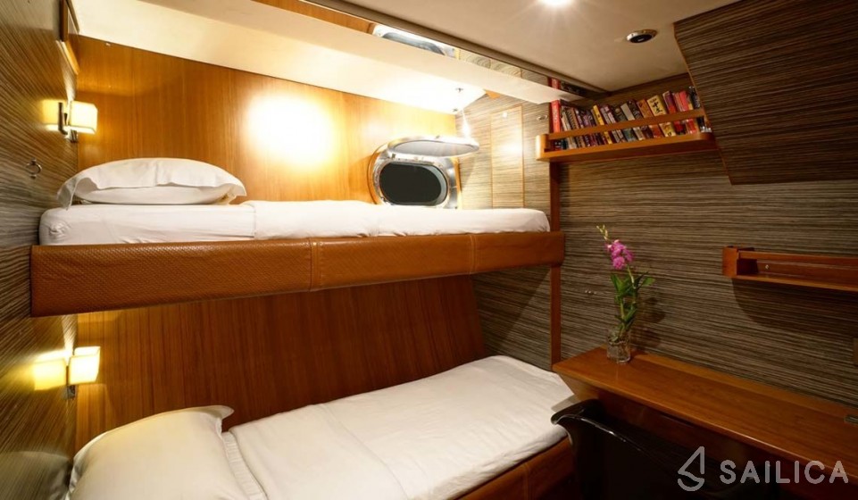 SY Silverlining - Yacht Charter Sailica